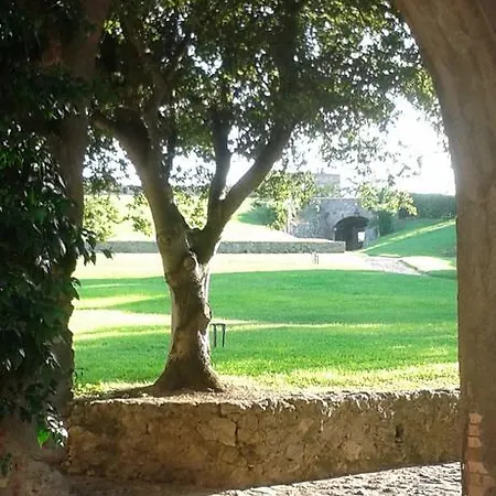 In A 16th Century Fortress In Tuscany Appartamento *